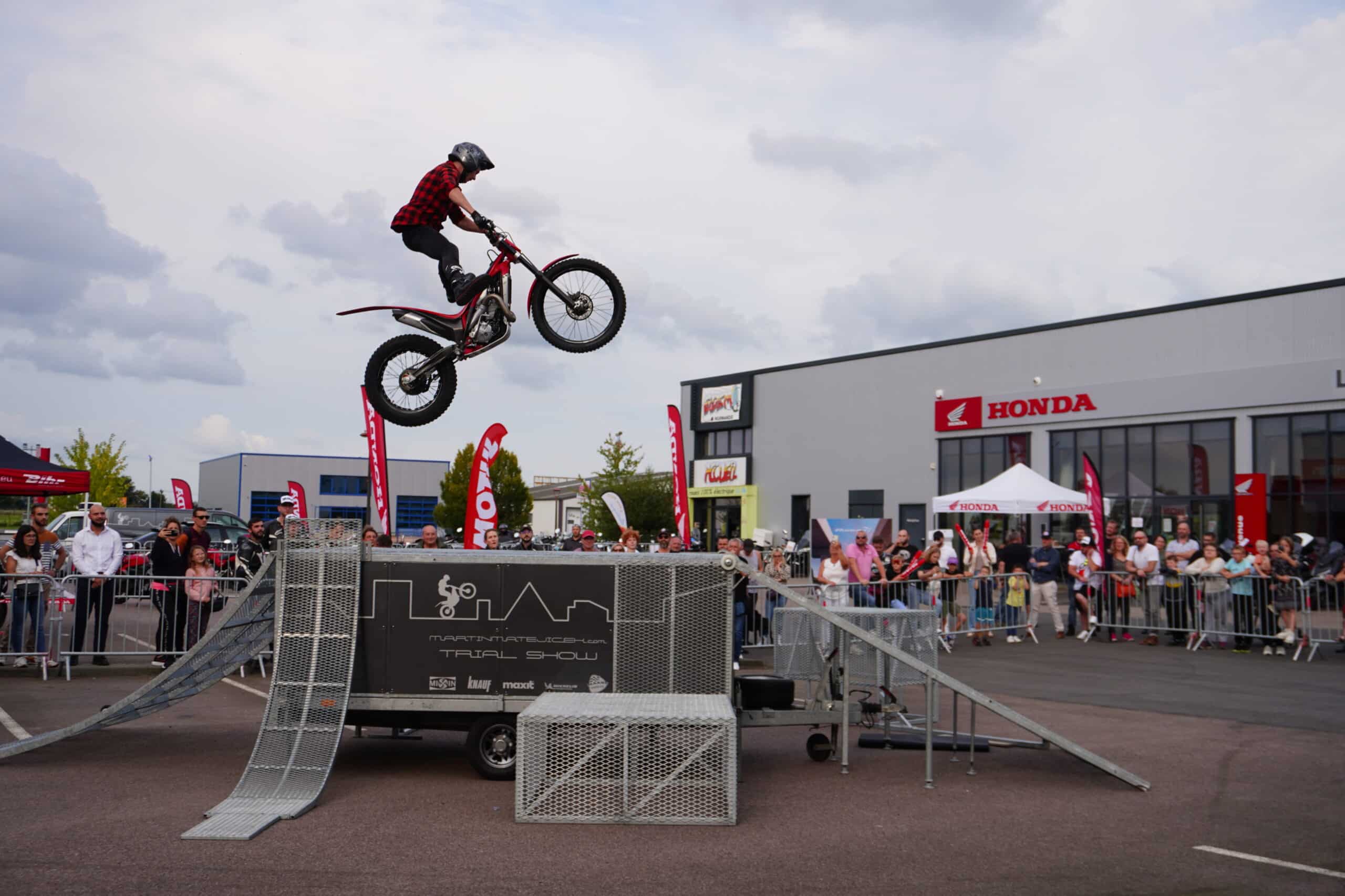 Retour sur l’inauguration de la concession LSX Moto Honda de Lisieux