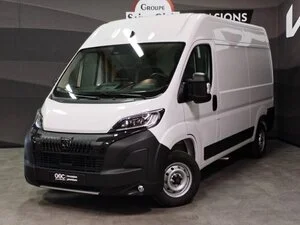 Image représentant le véhicule d'occasion Peugeot Boxer fg
